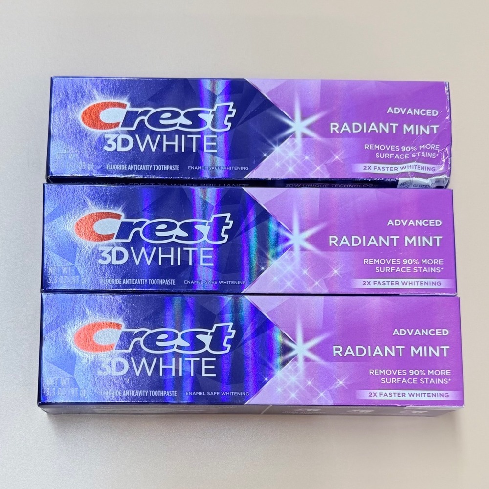 Lot of 3 Crest 3D White Advanced Radiant Mint Toothpaste 3.3oz Whitening EX 2027